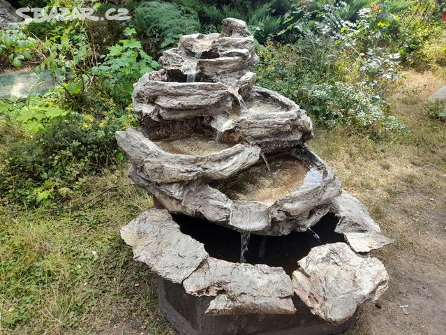 Zahradni Fontana (zahradní fontány, zahradních fontán, fontány jsou, Tyto fontány) Zahradni Fontana